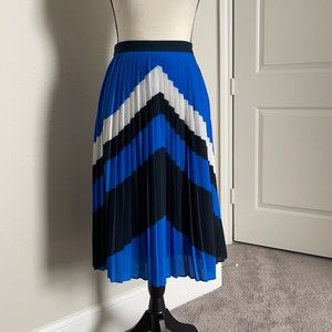 Banana Republic Pleated Blue and Black Midi Skirt